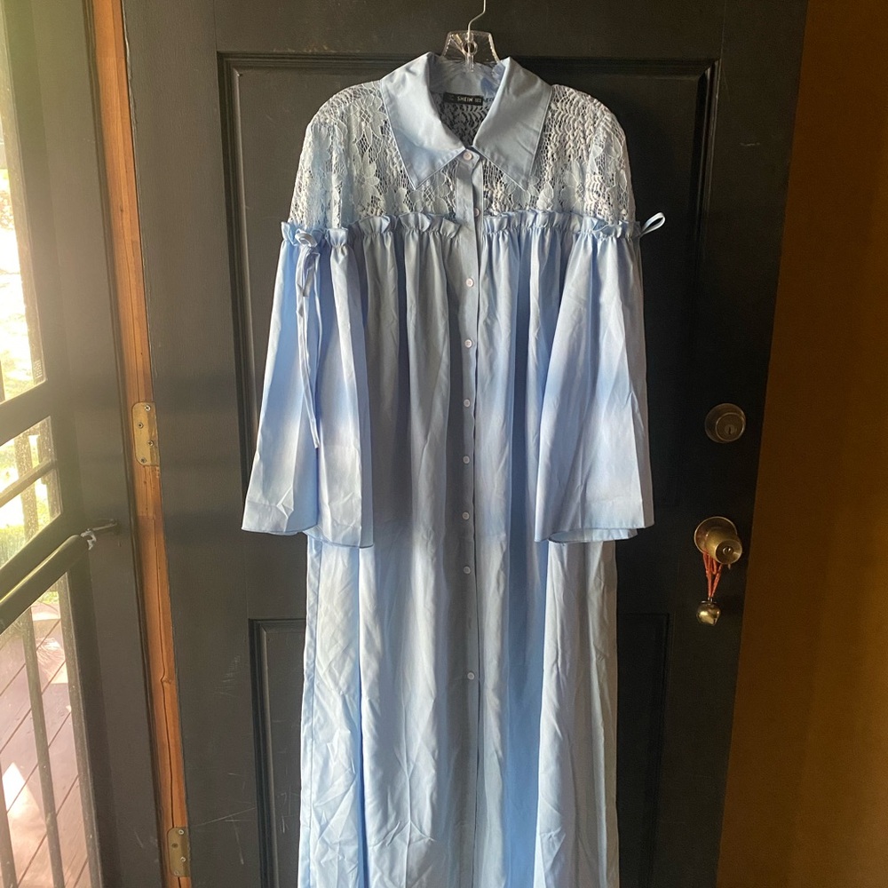 Dress - Picture 5 of 5
